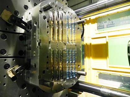 Dvojité vstrekovanie