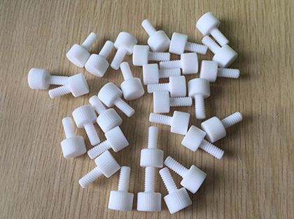 CNC obrábanie plastových dielov